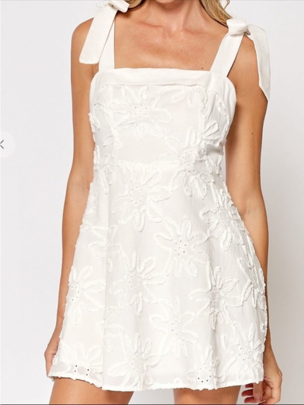 Vestique White Floral Eyelet Tie-Shoulder Sundress